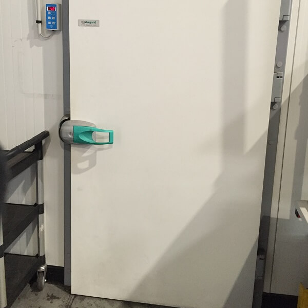 eurofroid climatisation - chambre froide positive laboratoire Aguettant santé